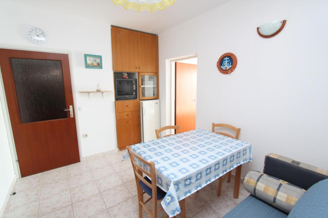 Apartments Lunjski Лун Екстер'єр фото