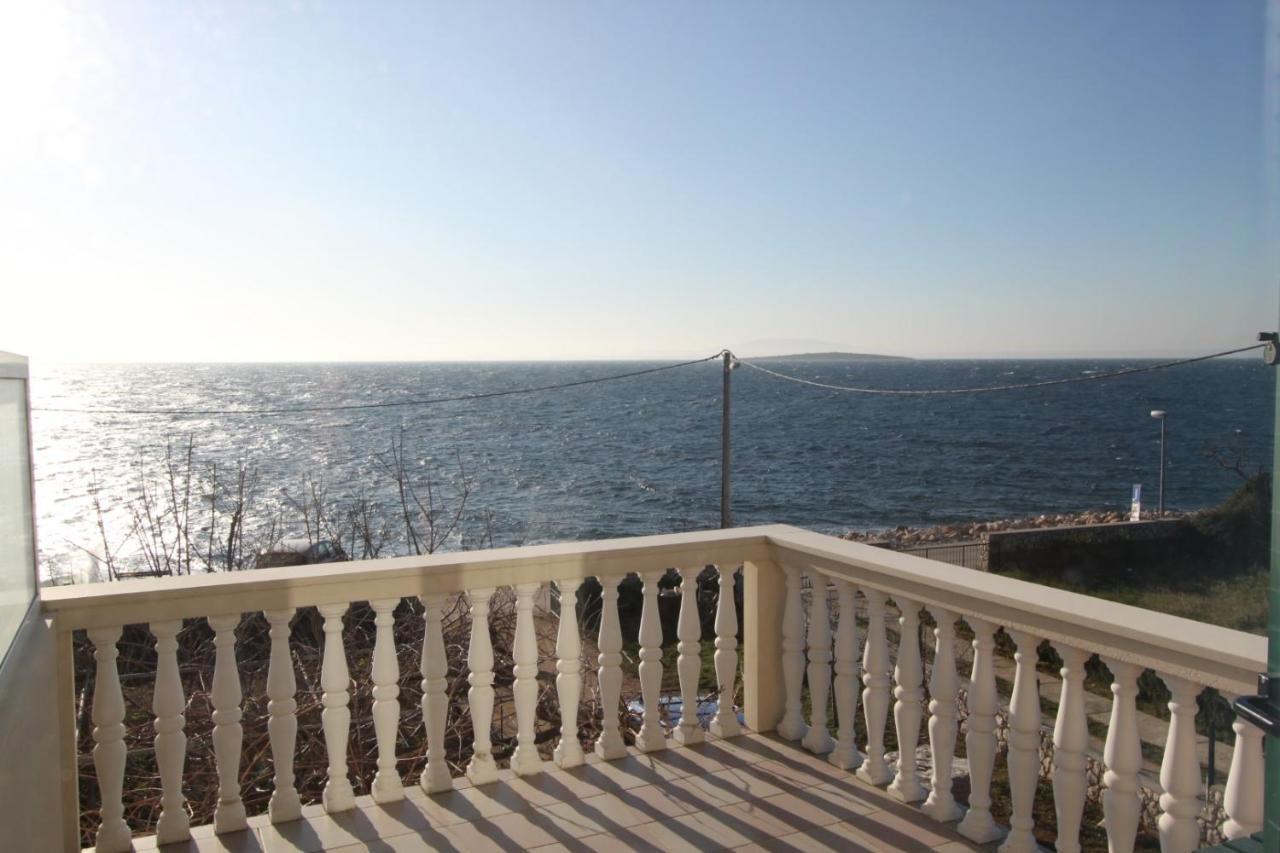 Apartments Lunjski Лун Екстер'єр фото